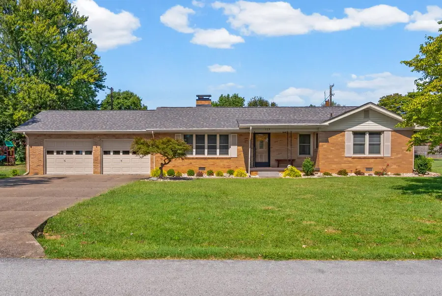 205 Sherwood Drive, Hopkinsville, KY 42240 - #2