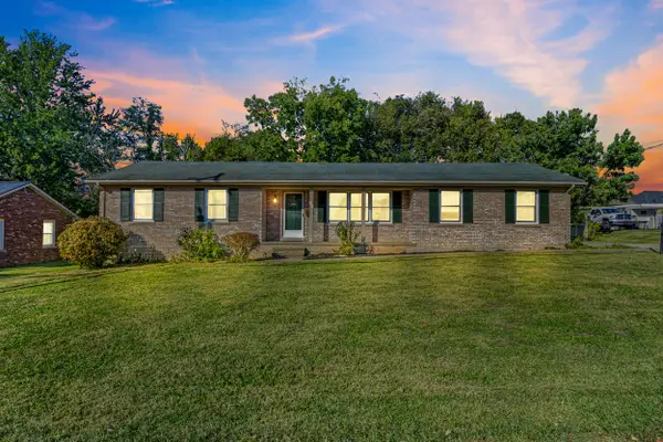 301 Aztec Trail, Georgetown, KY 40324