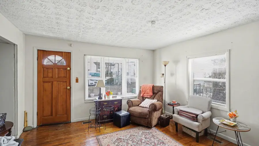 519 Patton Street, Paris, KY 40361 - #3