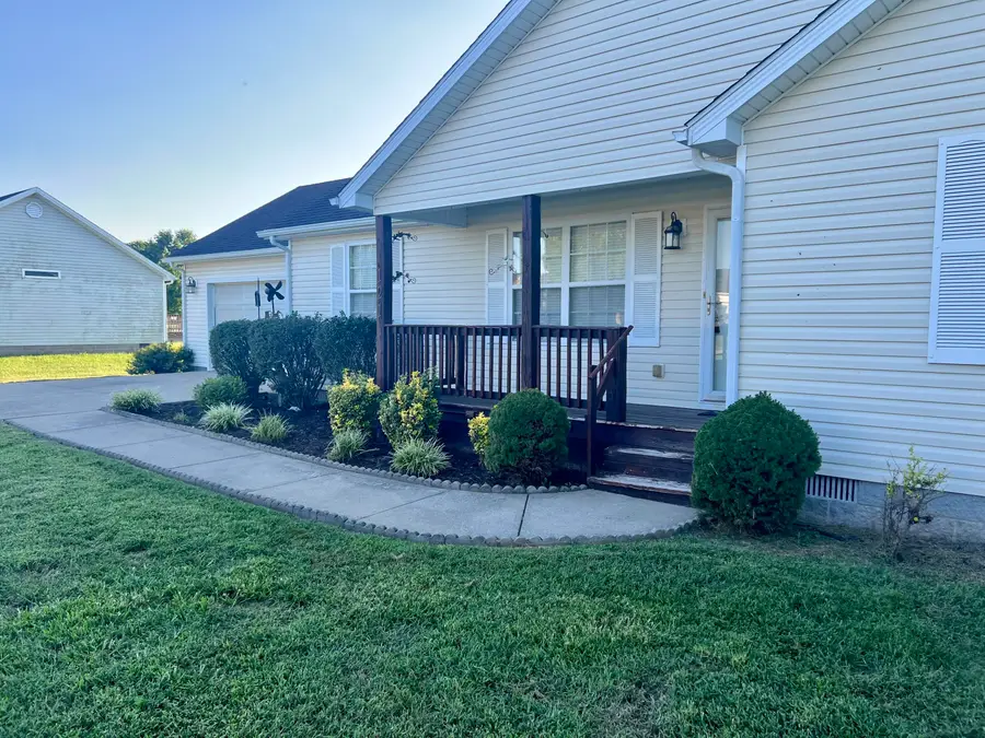 121 Brett Circle, Hustonville, KY 40437 - #2