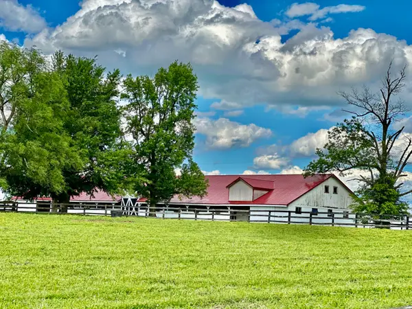 2120 Ironworks Road, Georgetown, KY 40324