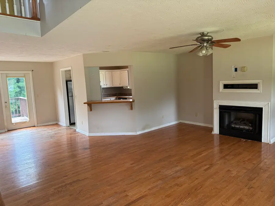 20 Pioneer Point, Campbellsville, KY 42718 - #3