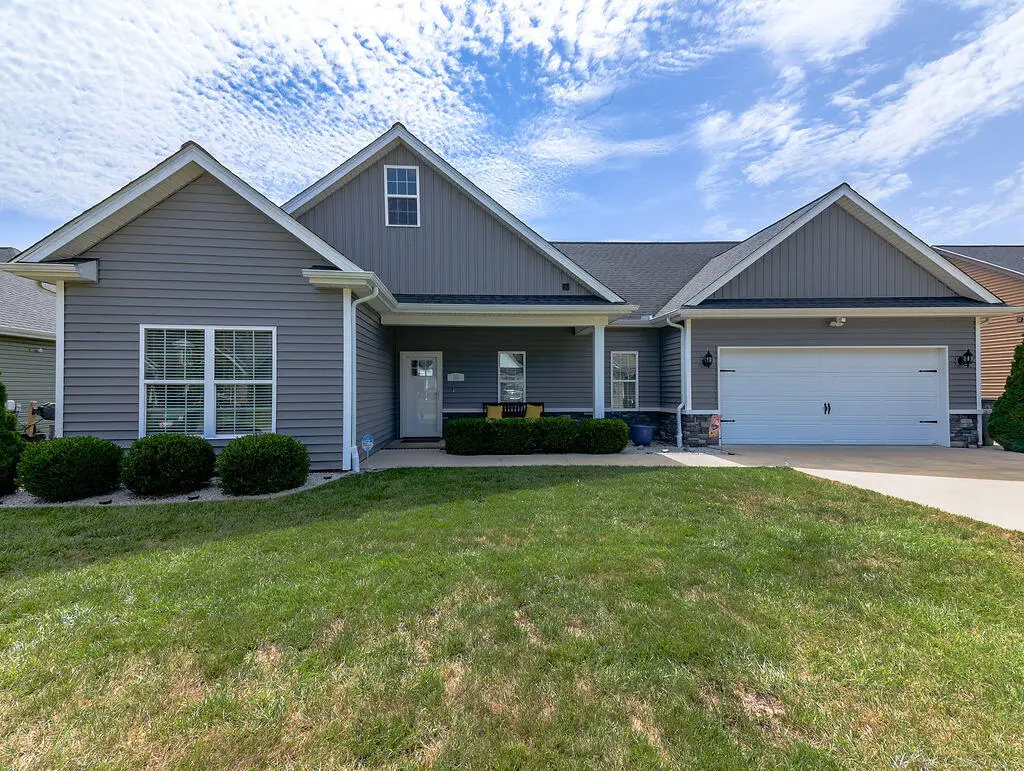 220 Hunters Ridge Drive, Paducah, KY 42001 - #1
