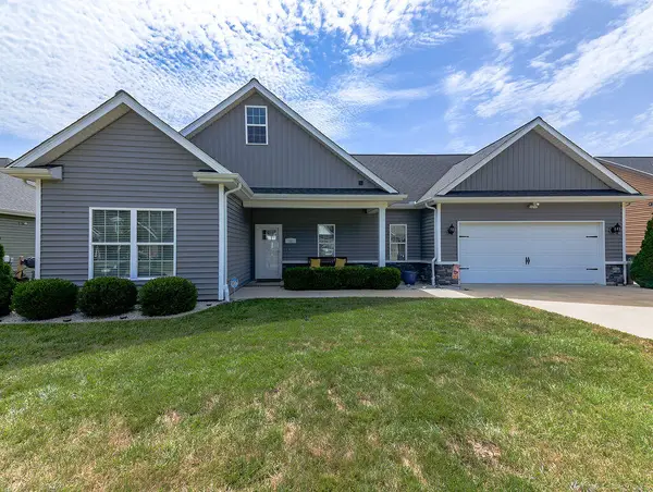 220 Hunters Ridge Drive, Paducah, KY 42001