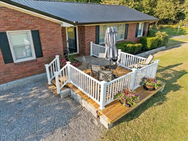 100 W Fairview Avenue, Eddyville, KY 42038