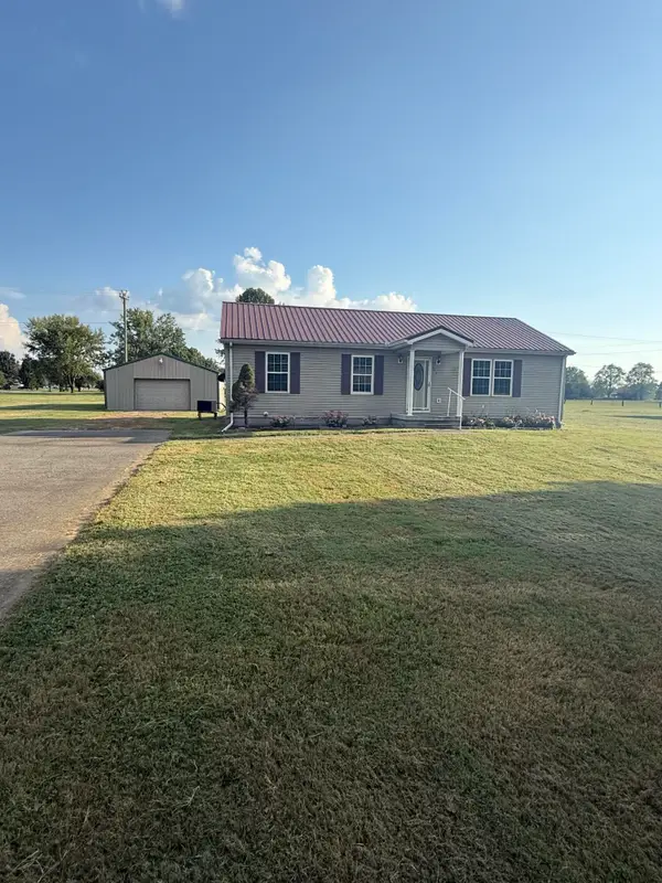 375 Jeffries Lane, Hustonville, KY 40437