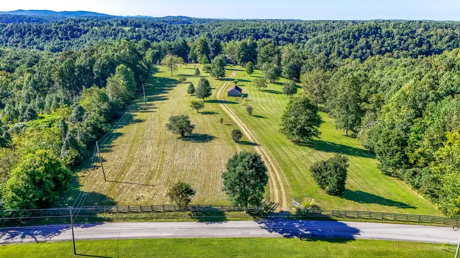2549 Bowling Ridge Rd Road, Brodhead, KY 40409 - #2