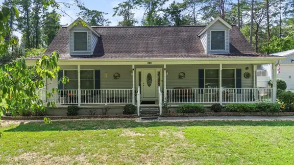 748 Rocky Point Road, Bronston, KY 42518