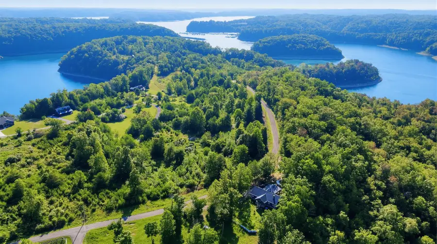 1745 Twin Creek Loop, Jamestown, KY 42629 - #2