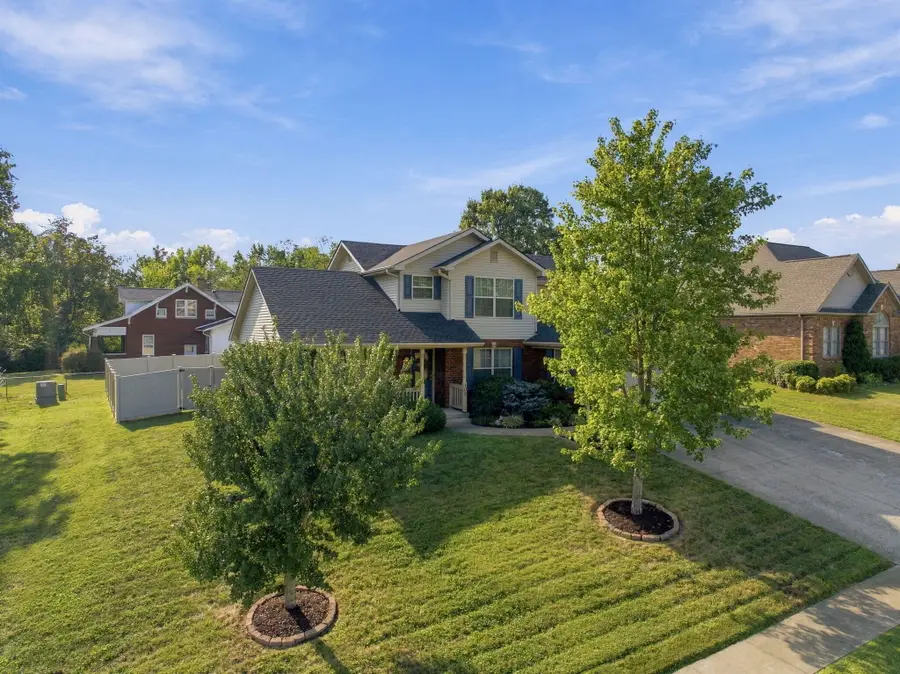 105 Lynne Drive, Berea, KY 40403 - #3