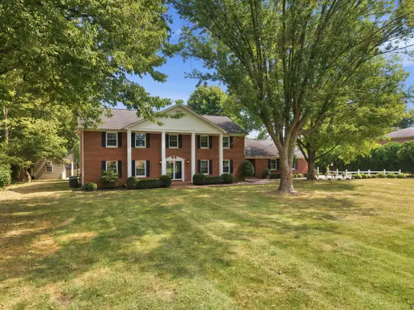 1050 Bluegrass Pike, Danville, KY 40422