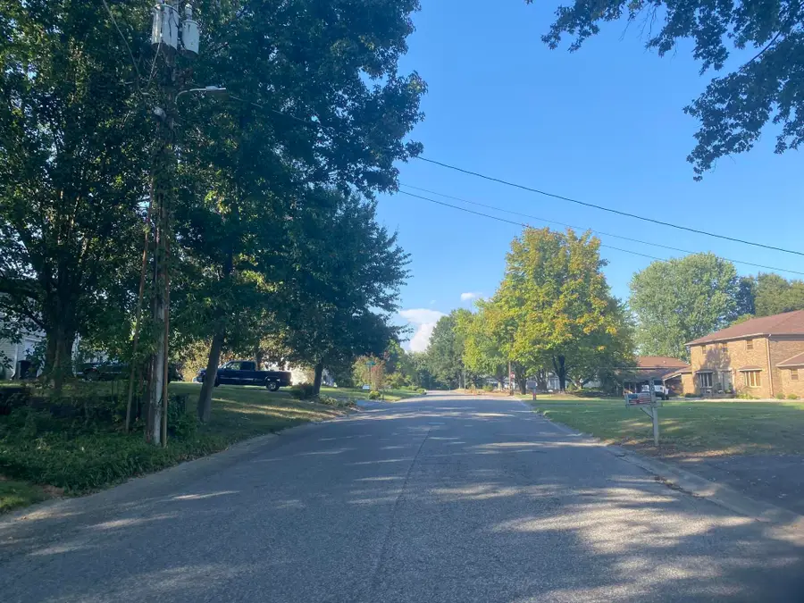 202 Golf Cart Drive, Mayfield, KY 42066 - #3