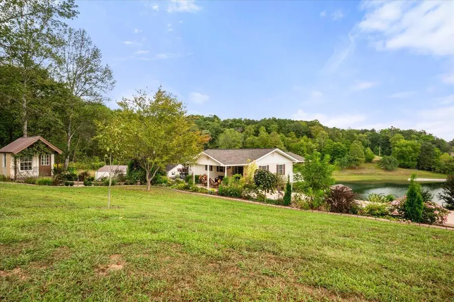 102 N Maple Creek Sub Road, Williamsburg, KY 40769 - #2