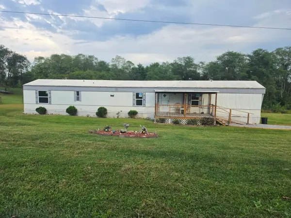 65 Long Lane, Mt Sterling, KY 40353