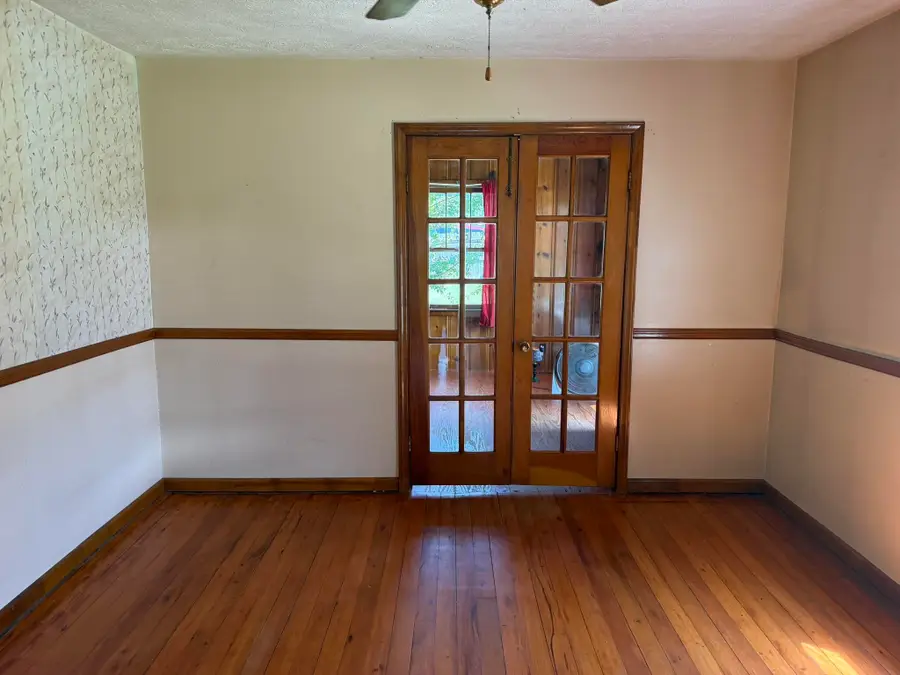 127 Center Street, Lawrenceburg, KY 40342 - #3