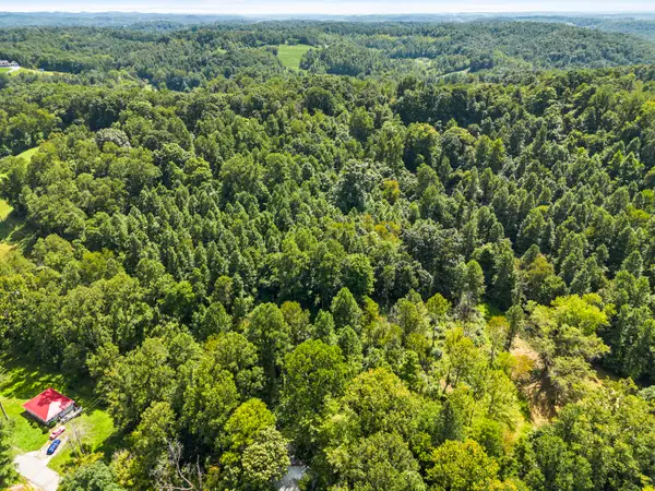 2206 W Ike Patton Drive, Ashland, KY 41102