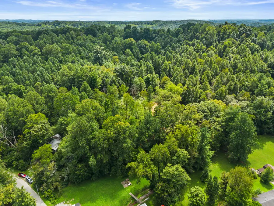 2206 W Ike Patton Drive, Ashland, KY 41102 - #2