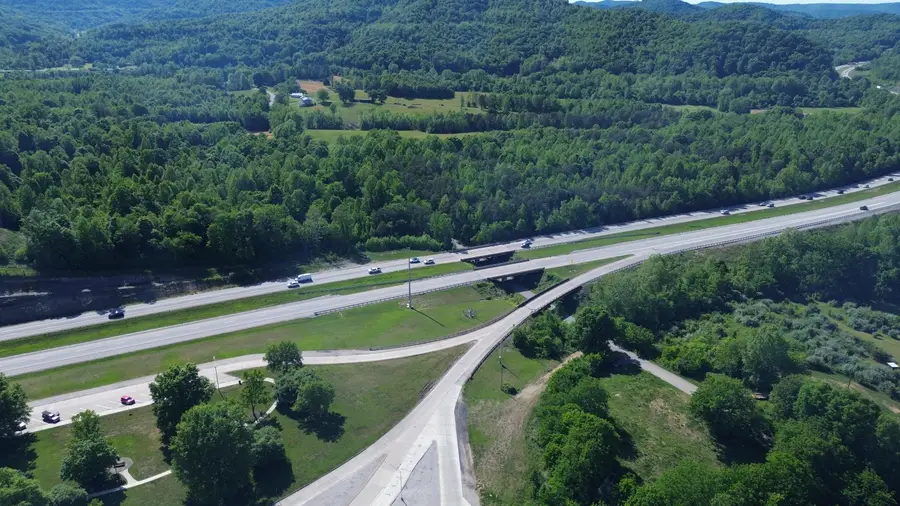 1635 Sandy Flats Rd Road, Williamsburg, KY 40769 - #2