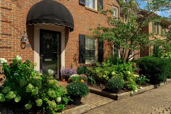 1 Mentelle Park #A, Lexington, KY 40502