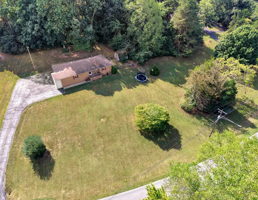 1033 Sanderson Drive, Hopkinsville, KY 42240 - #2