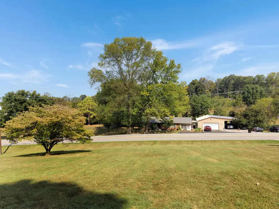 1033 Sanderson Drive, Hopkinsville, KY 42240 - #3