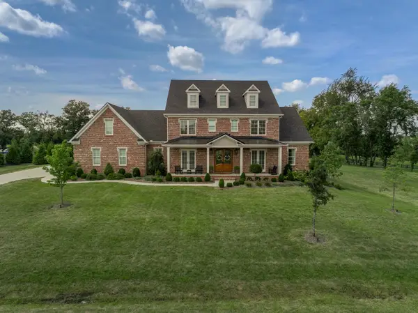 136 Doe Valley, Lexington, KY 40515