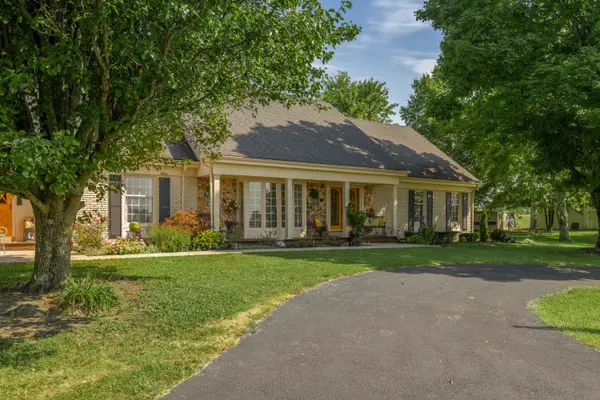5487 Athens Walnut Hill Road, Lexington, KY 40515