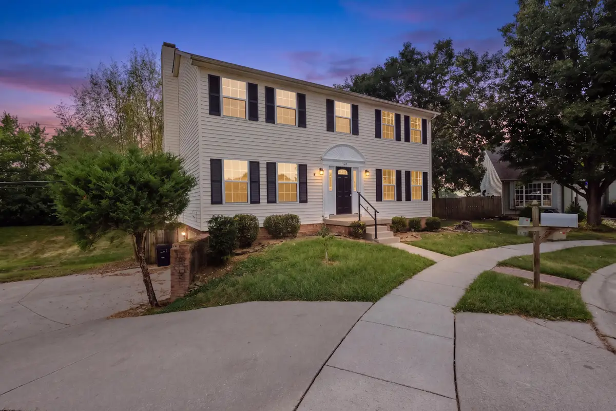 1104 Clovelly Court, Lexington, KY 40517 - #1