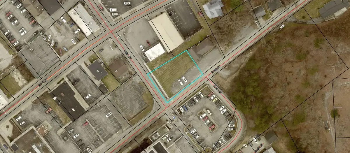201 E 3rd Street, London, KY 40741 - #1