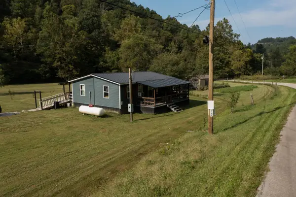 3189 Myers Fork Road, Denniston, KY 40316