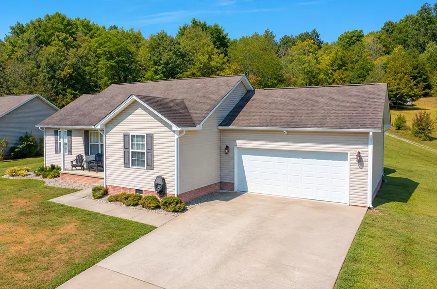 1352 E Pittsburg Church Road, London, KY 40741 - #2