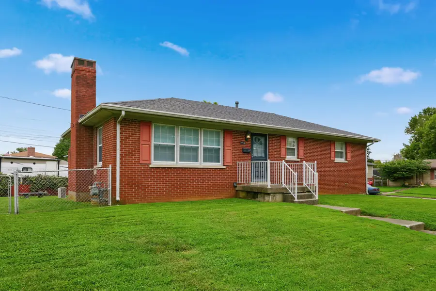 1715 Harrogate Road, Lexington, KY 40505 - #2