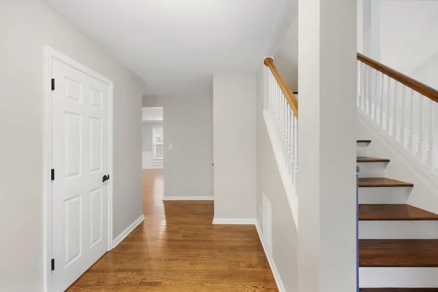 1076 Autumn Ridge Drive, Lexington, KY 40509 - #3