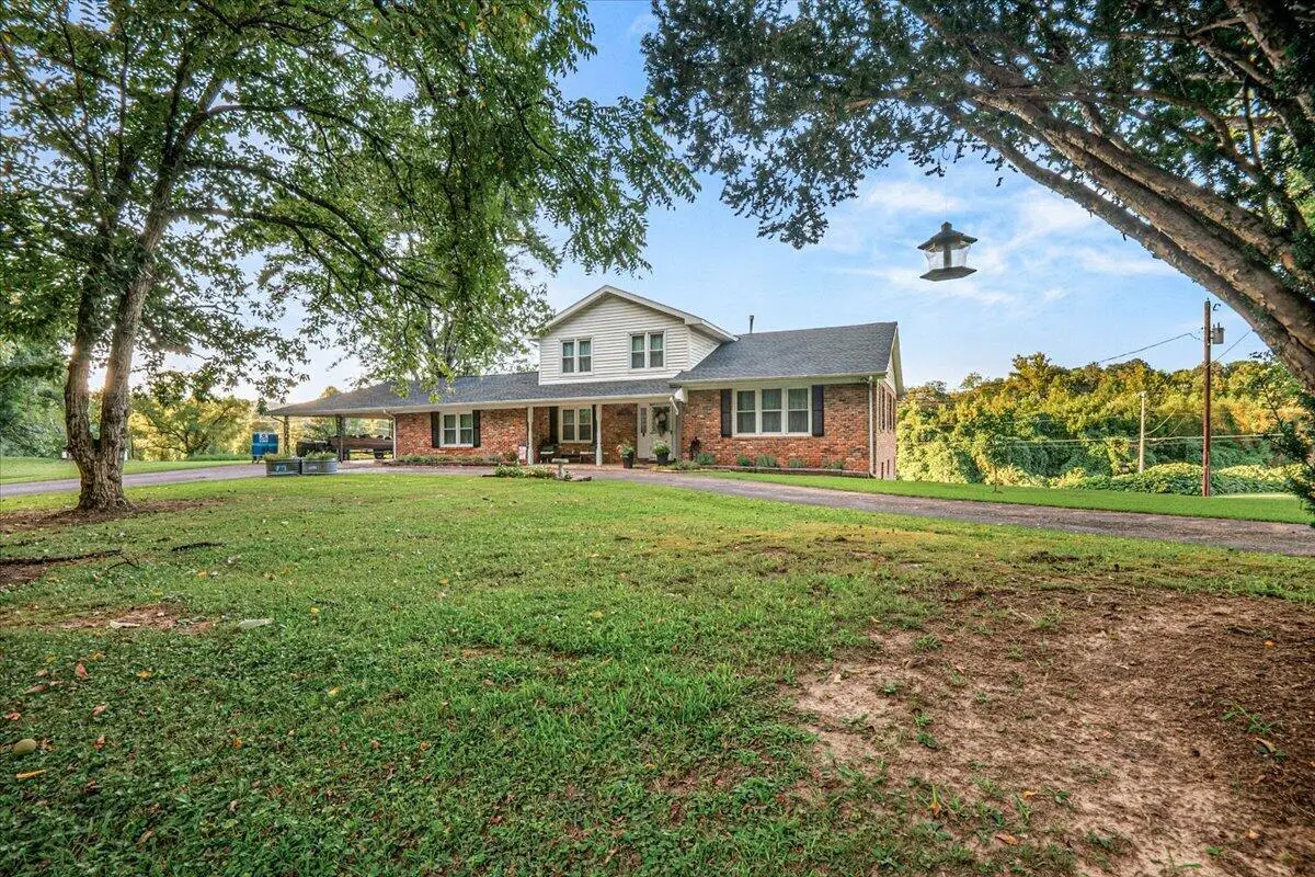 288 N 6th Street, Williamsburg, KY 40769 - #1