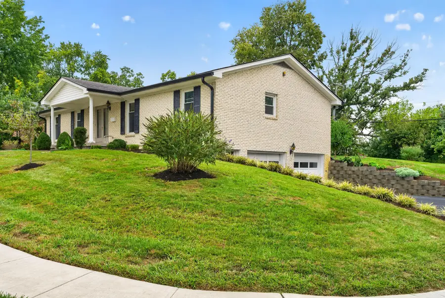 1295 Oaklawn Park, Lexington, KY 40517 - #3