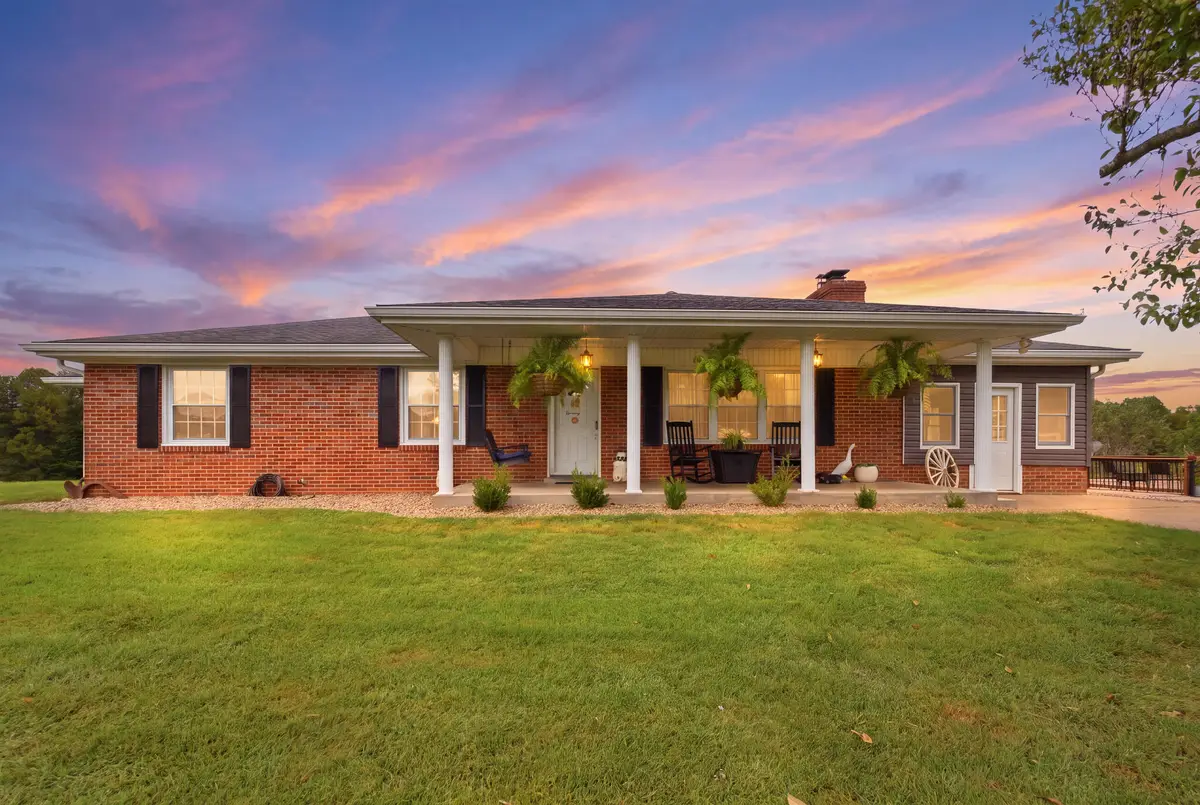 5049 Highway 2017, Beattyville, KY 41311 - #1