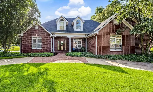 519 Country Lane, Frankfort, KY 40601