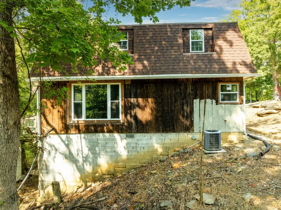 217 Edgewater Road, Nancy, KY 42544 - #3