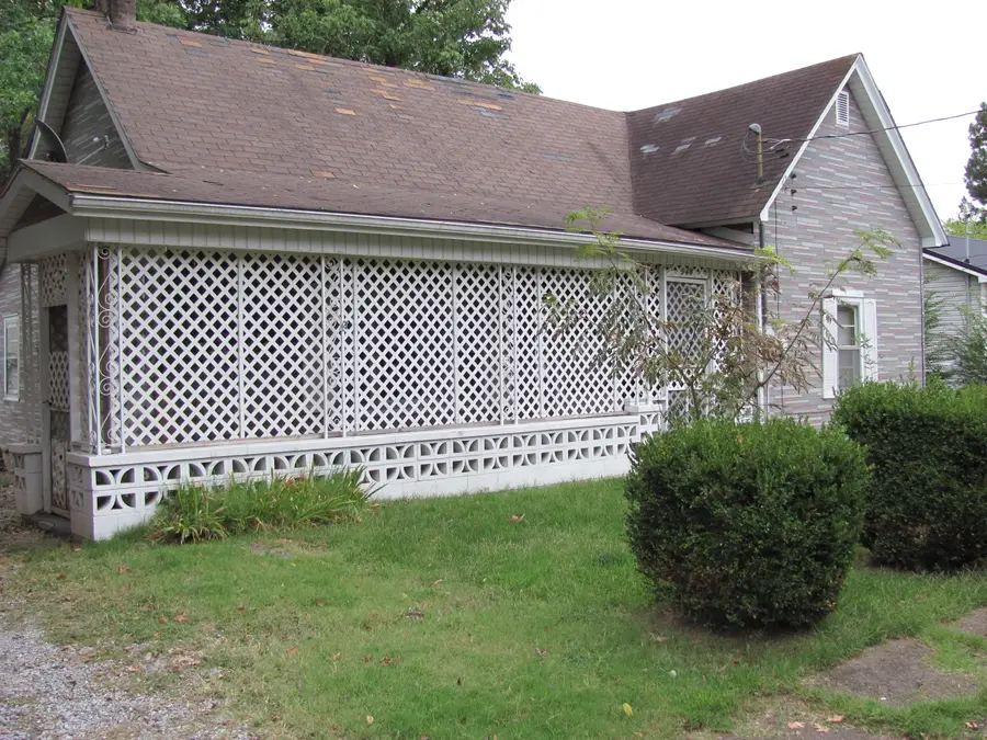 948 S 7th Street, Mayfield, KY 42066 - #2