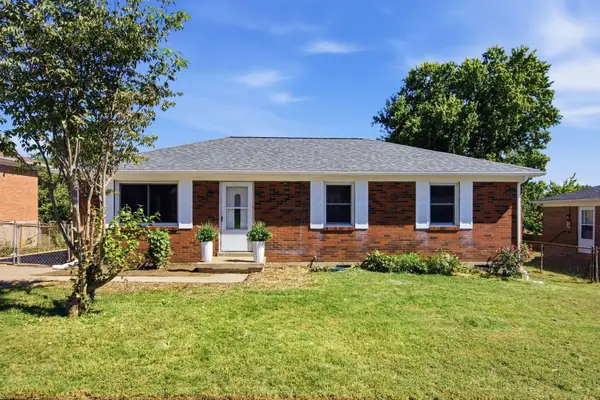 528 Foxwood Drive, Nicholasville, KY 40356