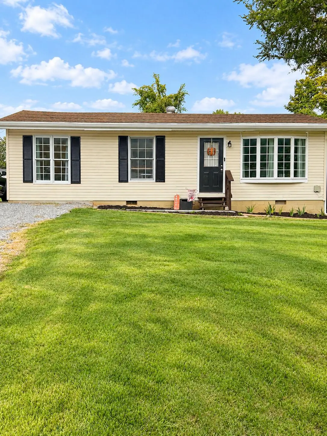 304 W Dale Avenue, Eddyville, KY 42038 - #1