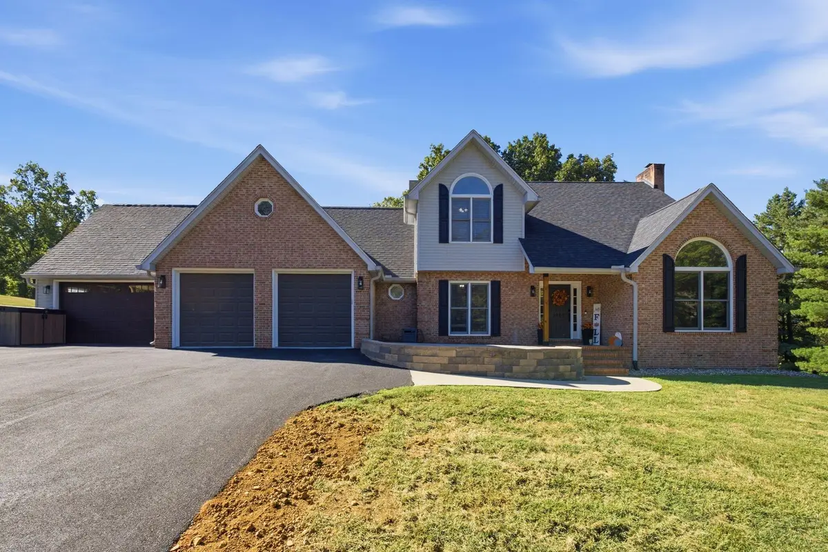 3800 Heather Way, Somerset, KY 42503 - #1