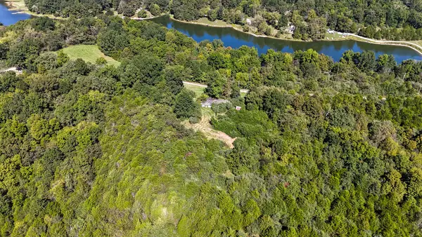 948 Arrowhead Lake Road, Sadieville, KY 40370