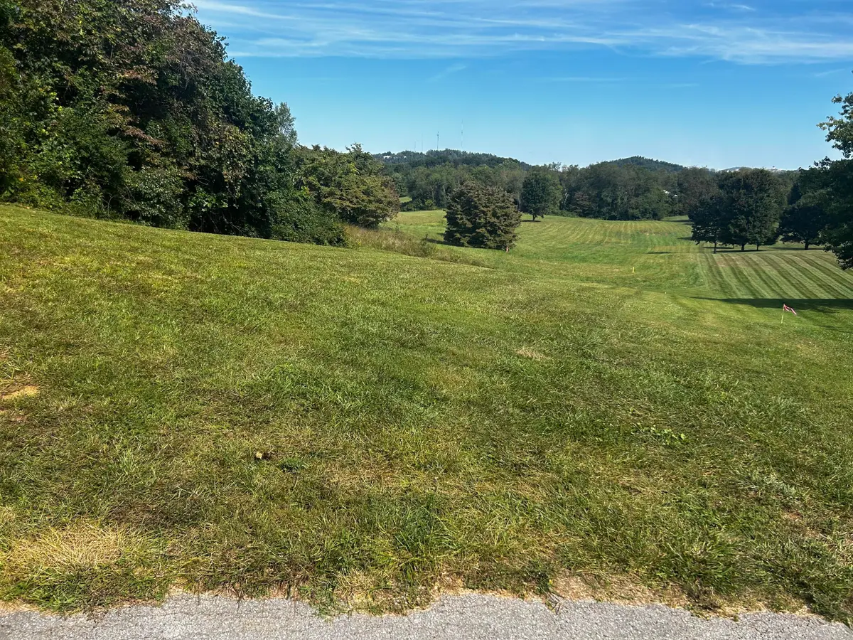 717 Commodore Drive, Somerset, KY 42501 - #1