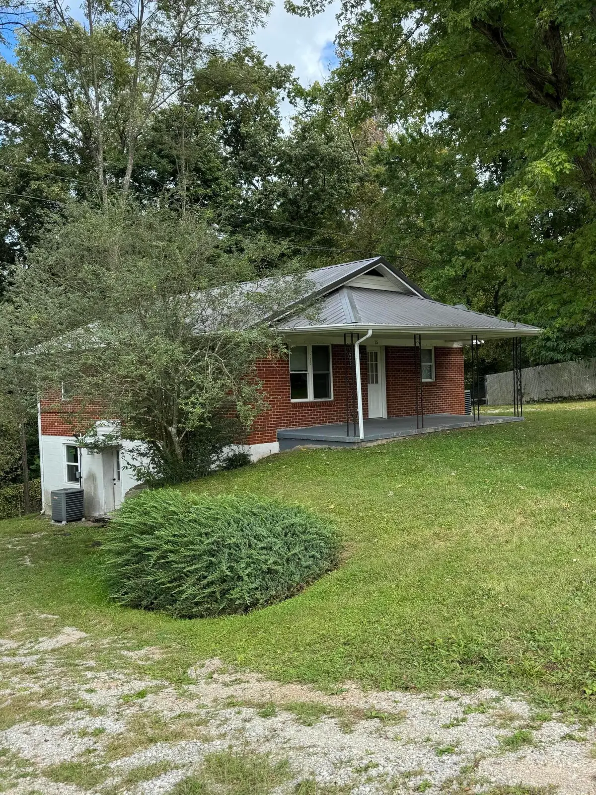 75 Clark Street #1 & 2, Mount Vernon, KY 40456 - #1