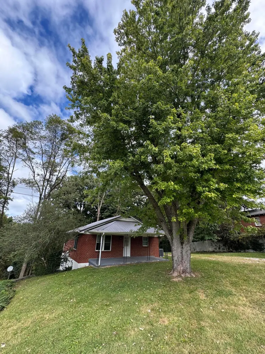 75 Clark Street #1 & 2, Mount Vernon, KY 40456 - #3