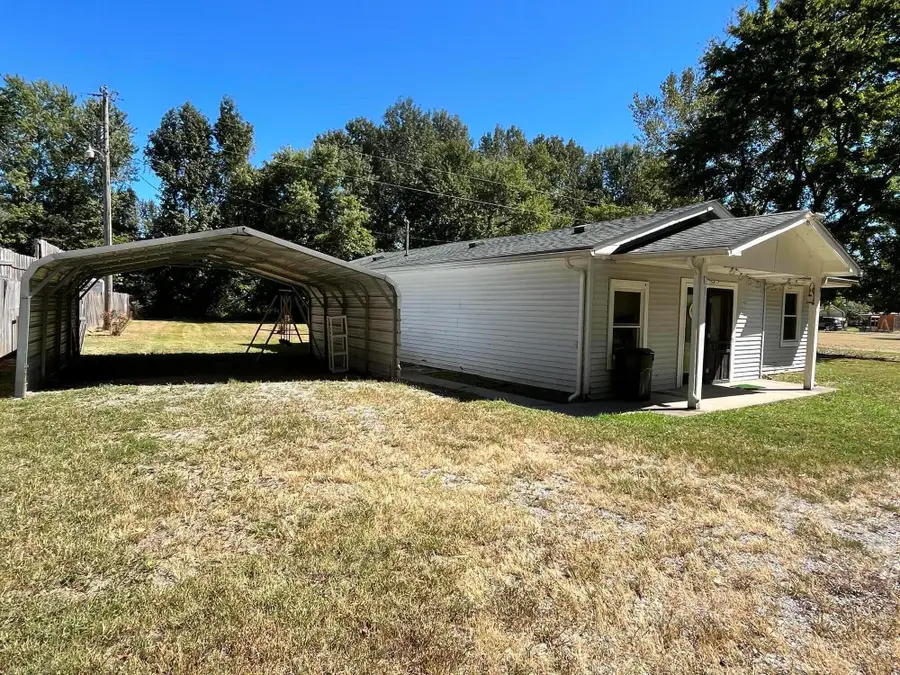 4522 Ic Avenue, Paducah, KY 42003 - #3
