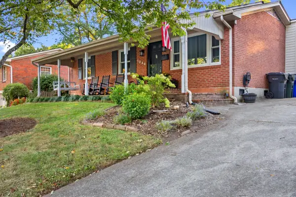 1044 Elmendorf Drive, Lexington, KY 40517