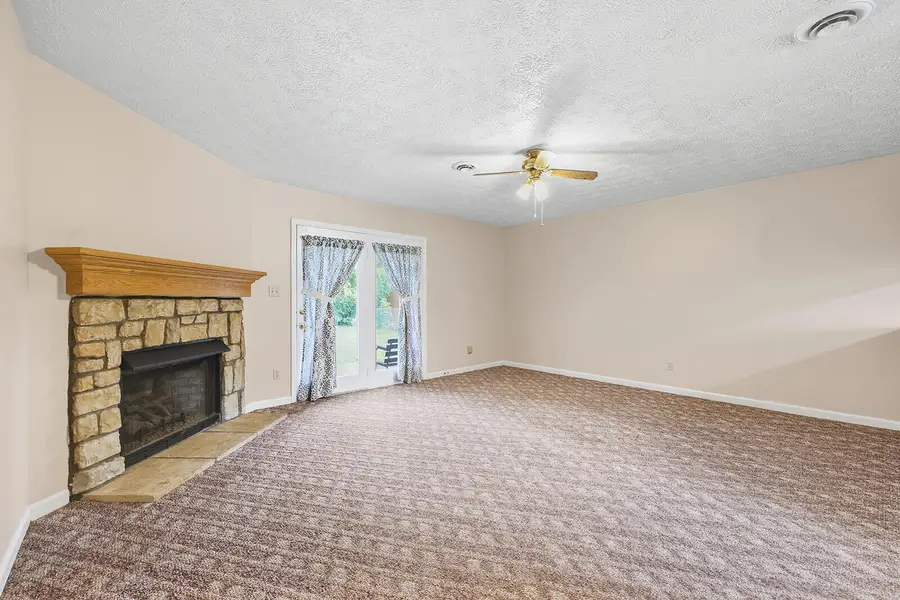 113 Roark Court, Lawrenceburg, KY 40342 - #2
