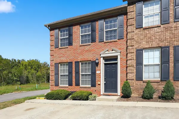 1145 Appian Crossing Way #201, Lexington, KY 40517